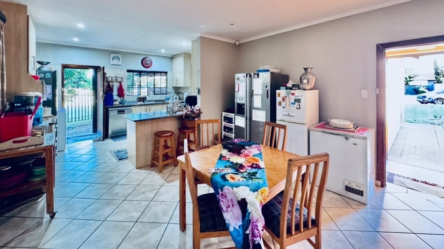 3 Bedroom Property for Sale in Waterkloof East North West